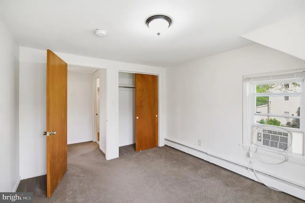 1130 E PARK AVENUE #APT B Vineland, NJ 08360