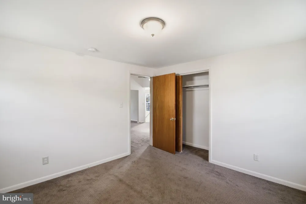 1130 E PARK AVENUE #APT B Vineland, NJ 08360