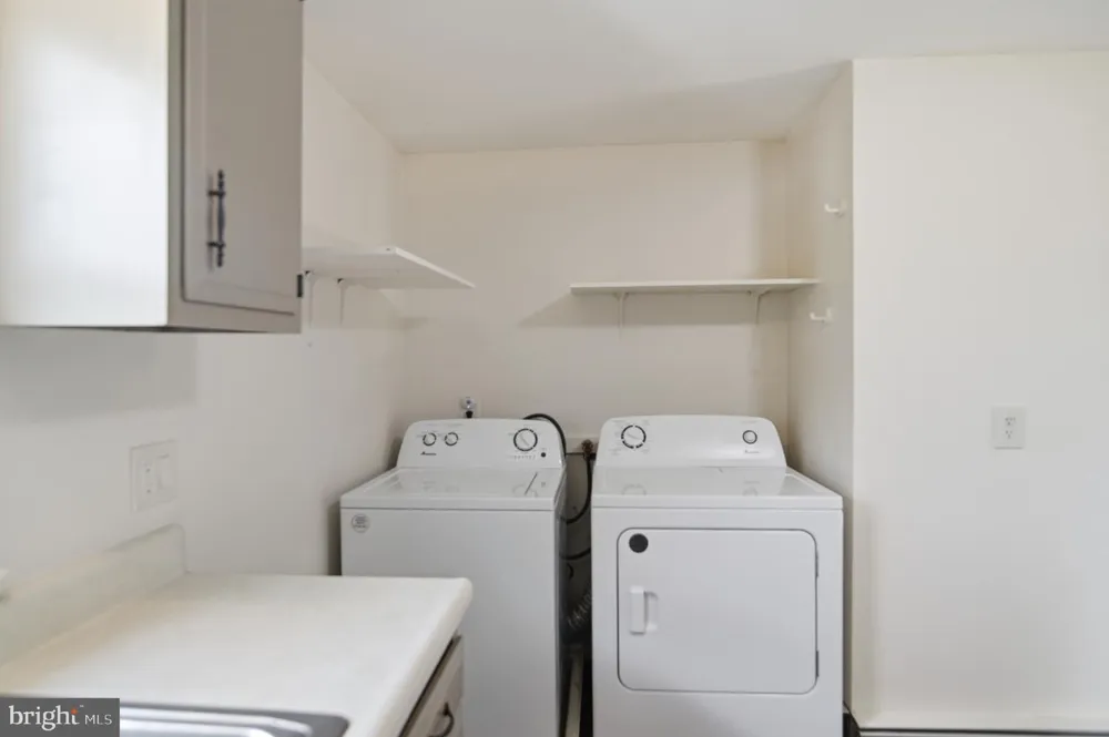 1130 E PARK AVENUE #APT B Vineland, NJ 08360