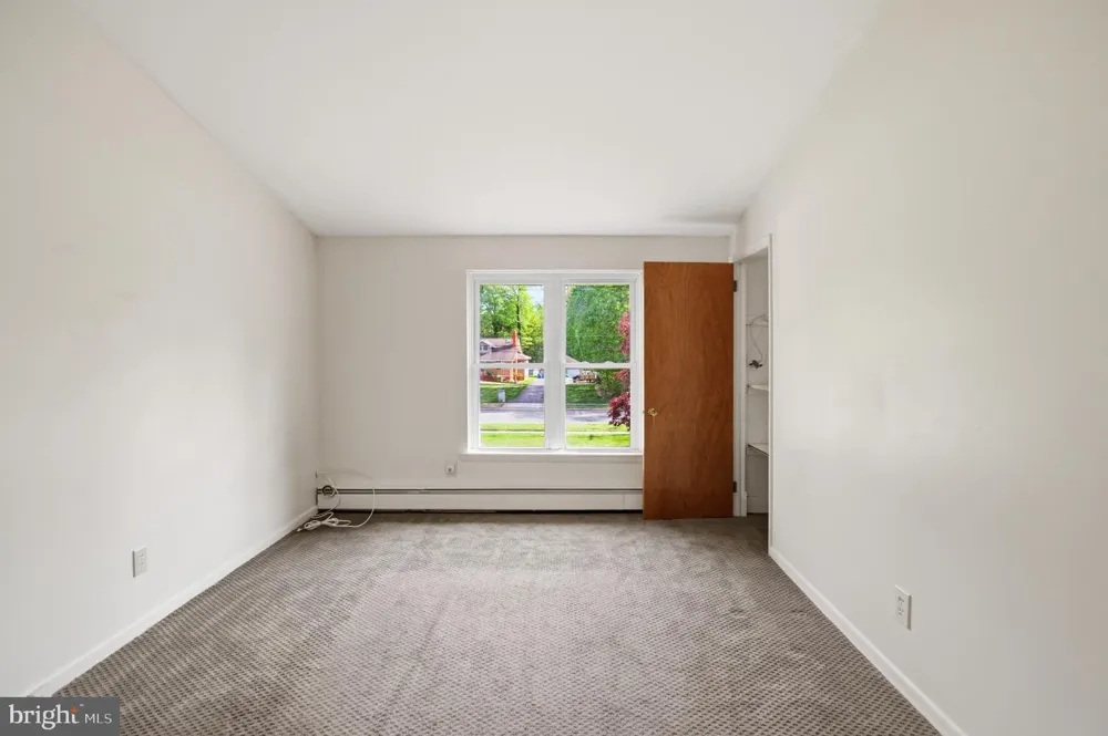 1130 E PARK AVENUE #APT B Vineland, NJ 08360