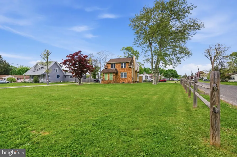 1130 E PARK AVENUE #APT B Vineland, NJ 08360