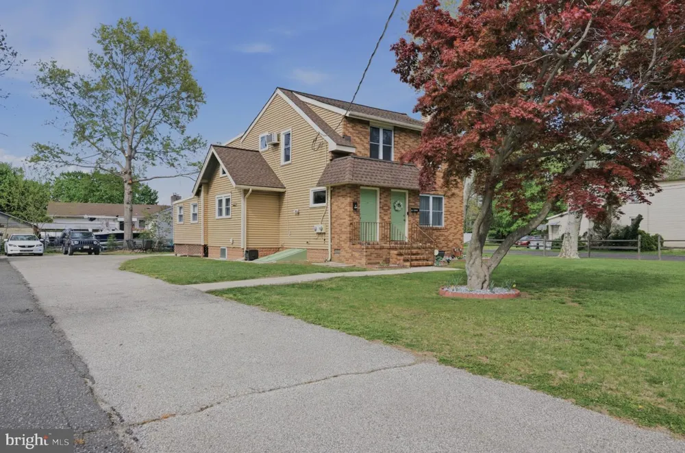 1130 E PARK AVENUE #APT B Vineland, NJ 08360