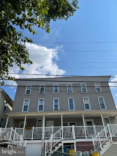 1527 W 36TH STREET #2ND FLOOR