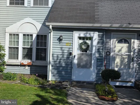 421 IBIS COURT