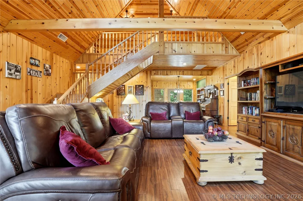 452316 E 953 ROAD Vian, OK 74962