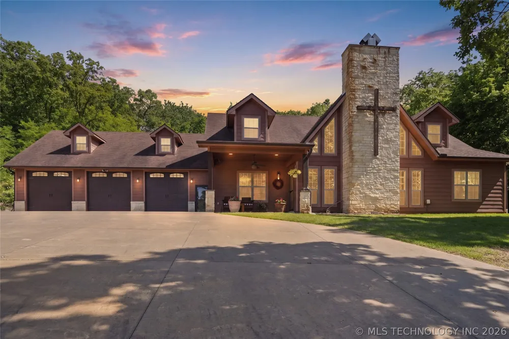 452316 E 953 ROAD Vian, OK 74962