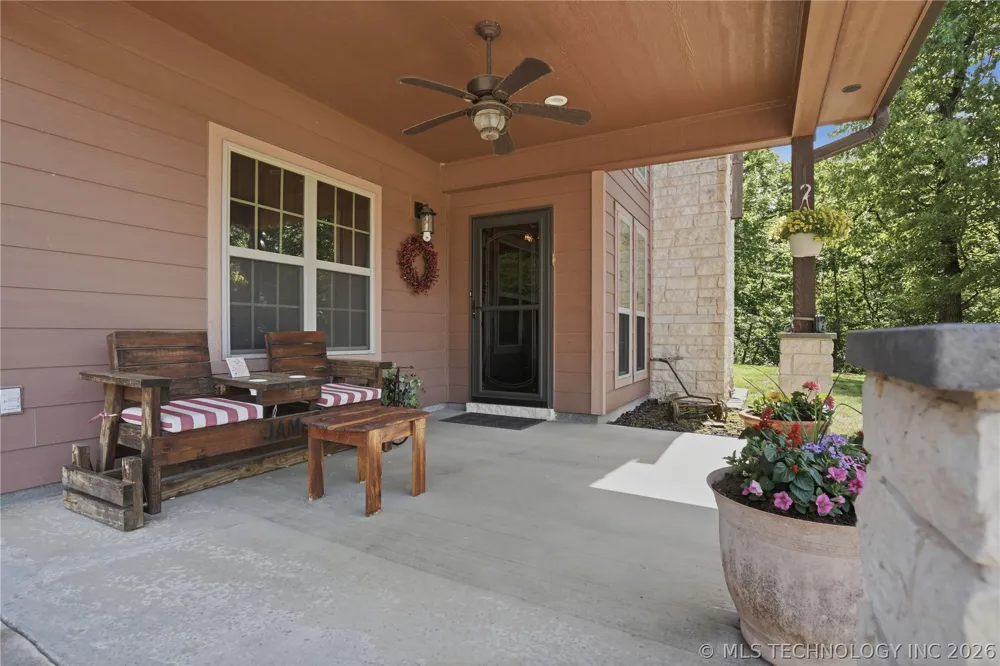 452316 E 953 ROAD Vian, OK 74962