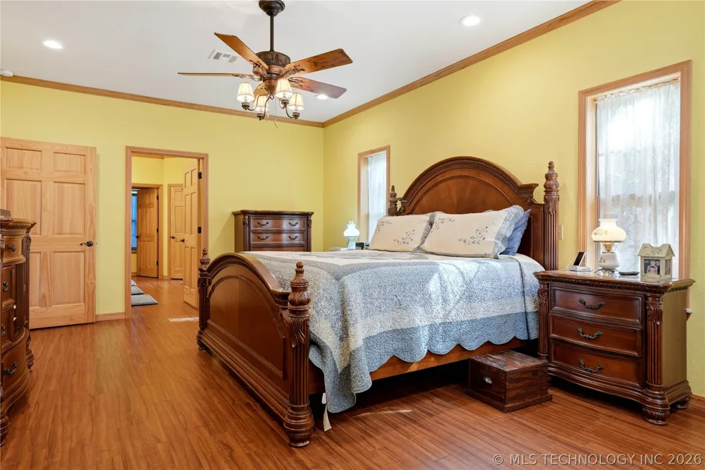 452316 E 953 ROAD Vian, OK 74962