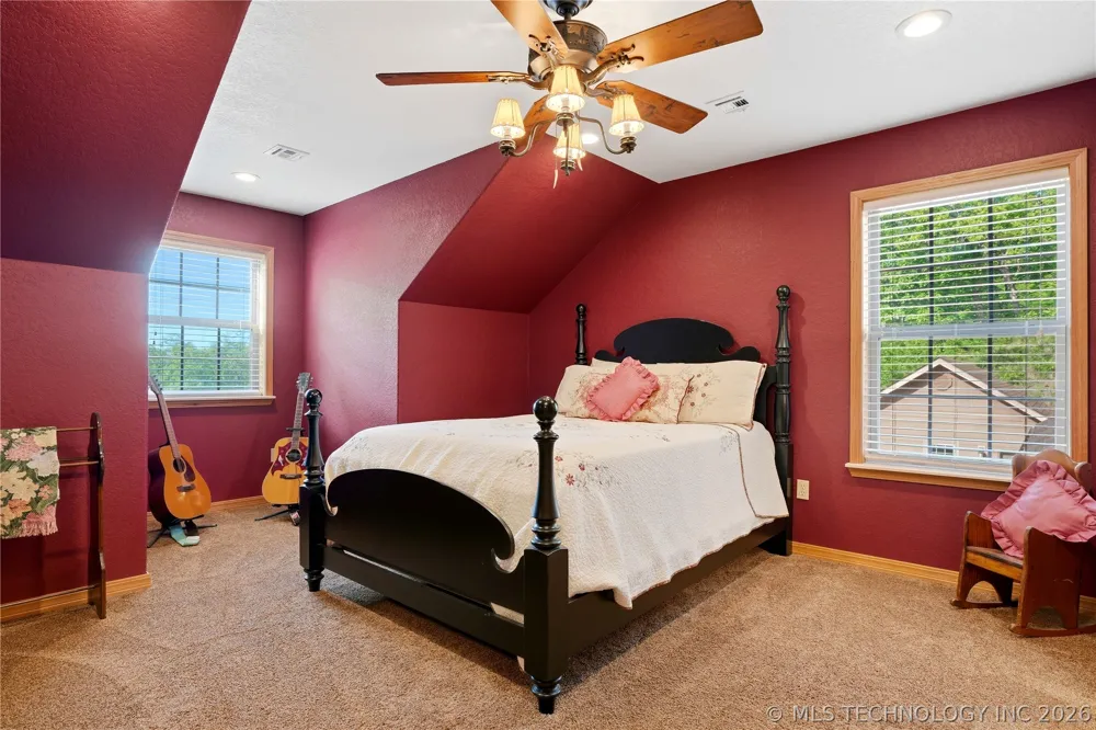 452316 E 953 ROAD Vian, OK 74962