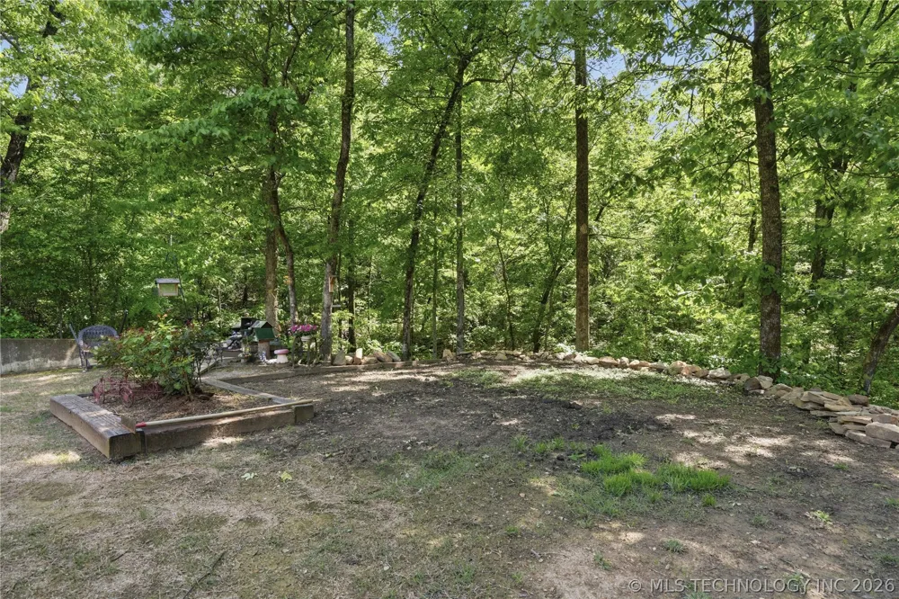 452316 E 953 ROAD Vian, OK 74962