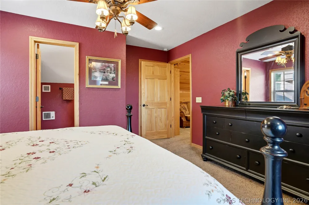 452316 E 953 ROAD Vian, OK 74962