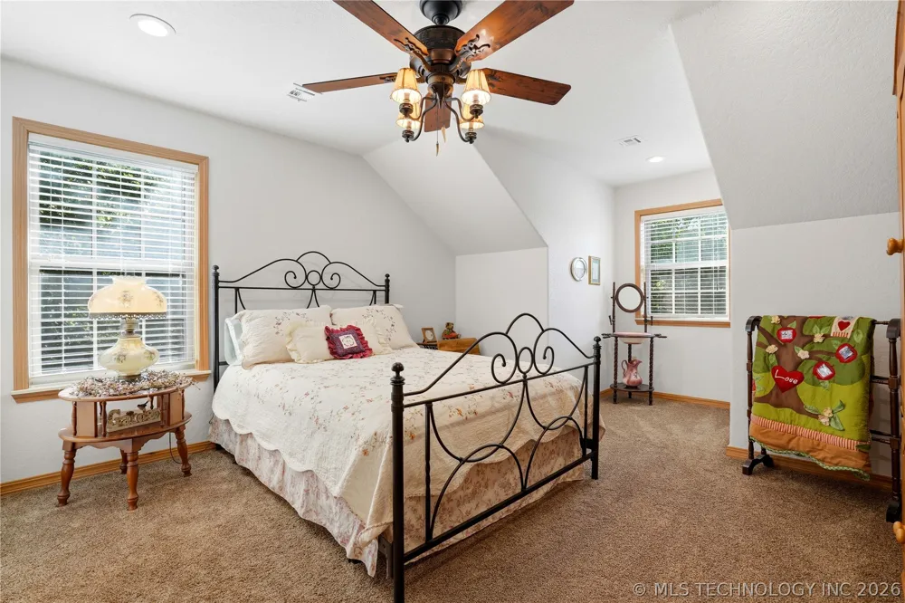 452316 E 953 ROAD Vian, OK 74962