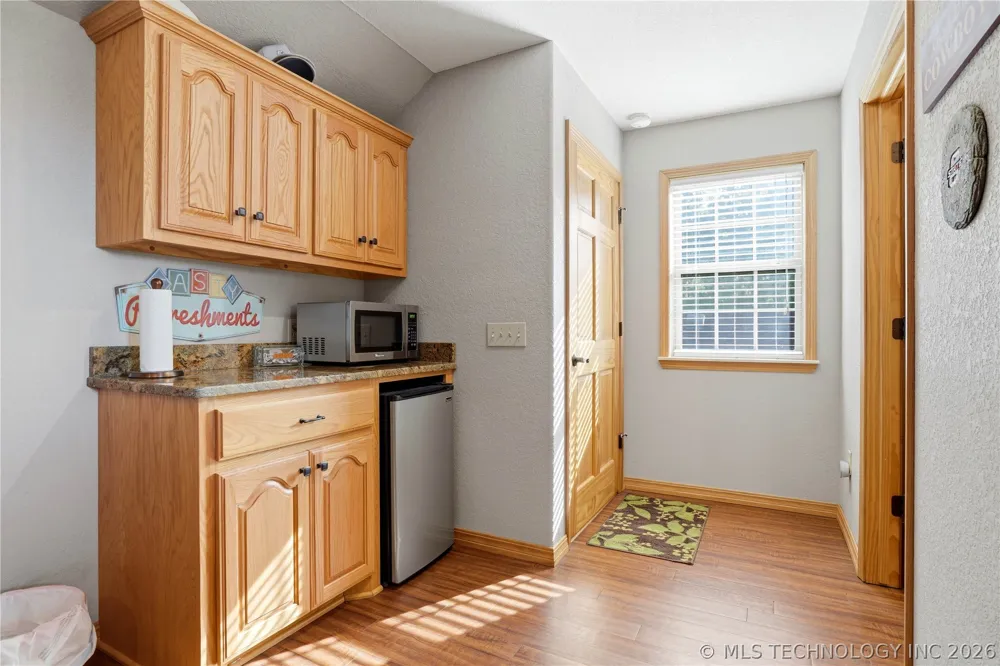 452316 E 953 ROAD Vian, OK 74962