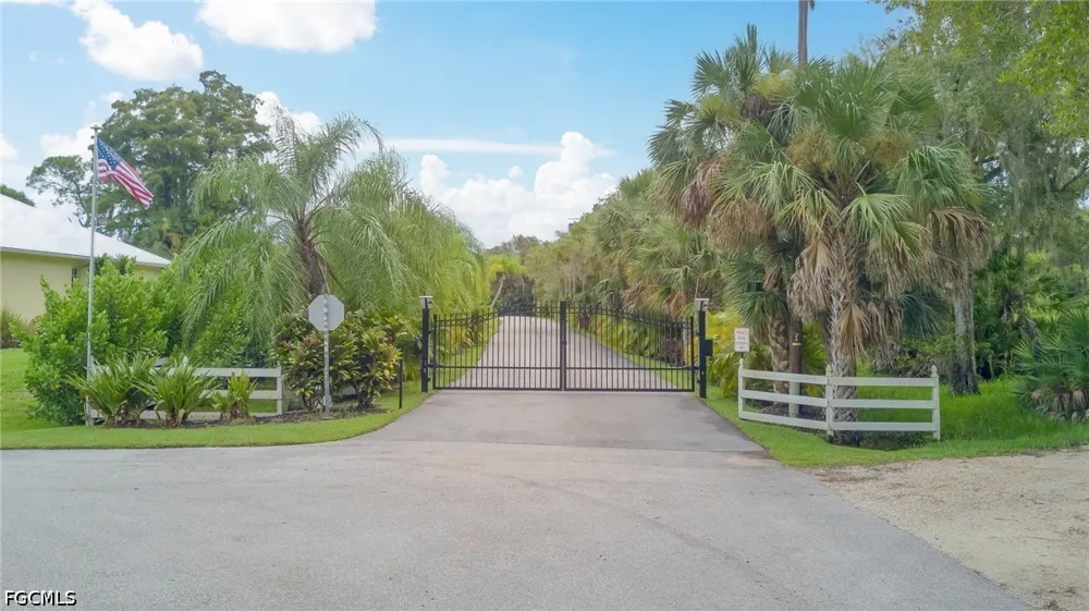 Buford Street Alva, FL 33920