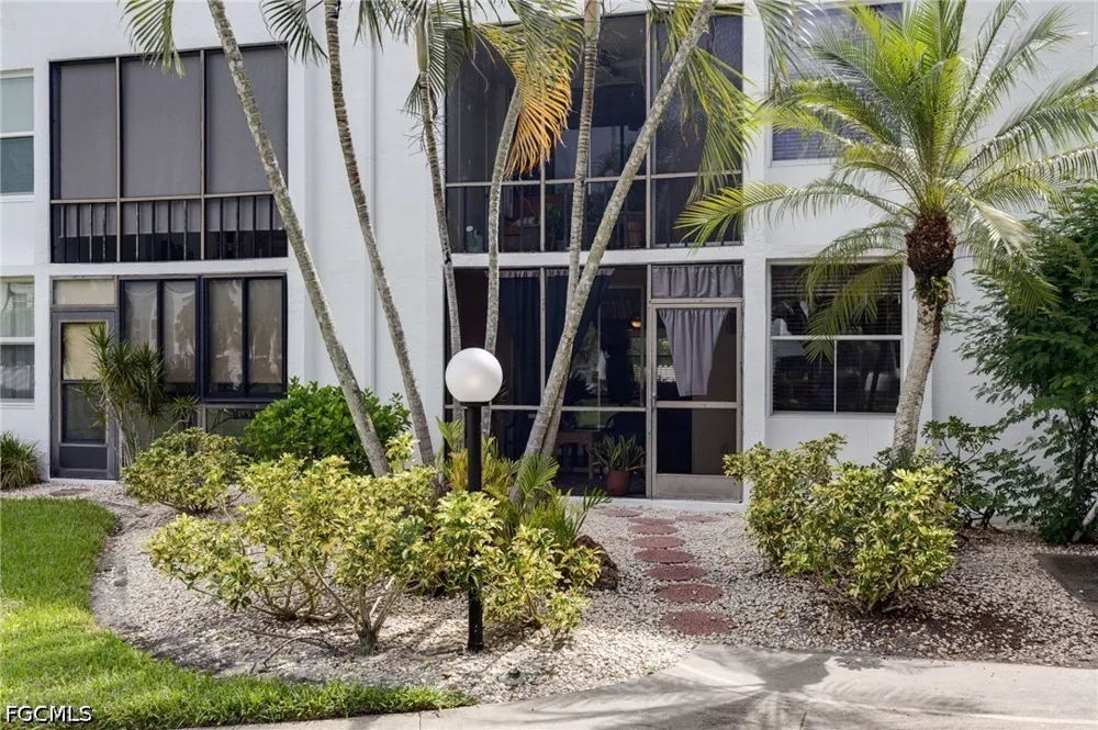 Winkler Road #103 Fort Myers, FL 33919