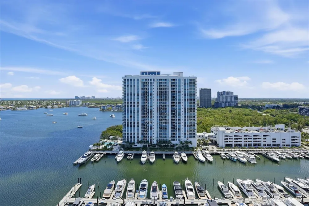 17301 Biscayne Blvd #1905 North Miami Beach, FL 33160