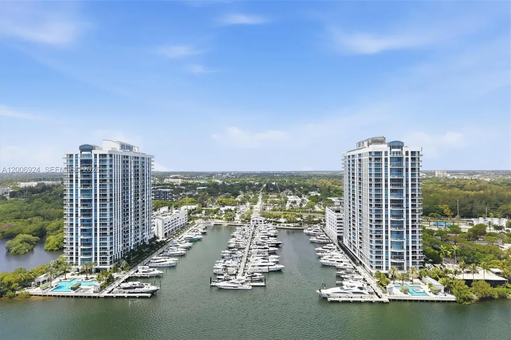 17301 Biscayne Blvd #1905 North Miami Beach, FL 33160