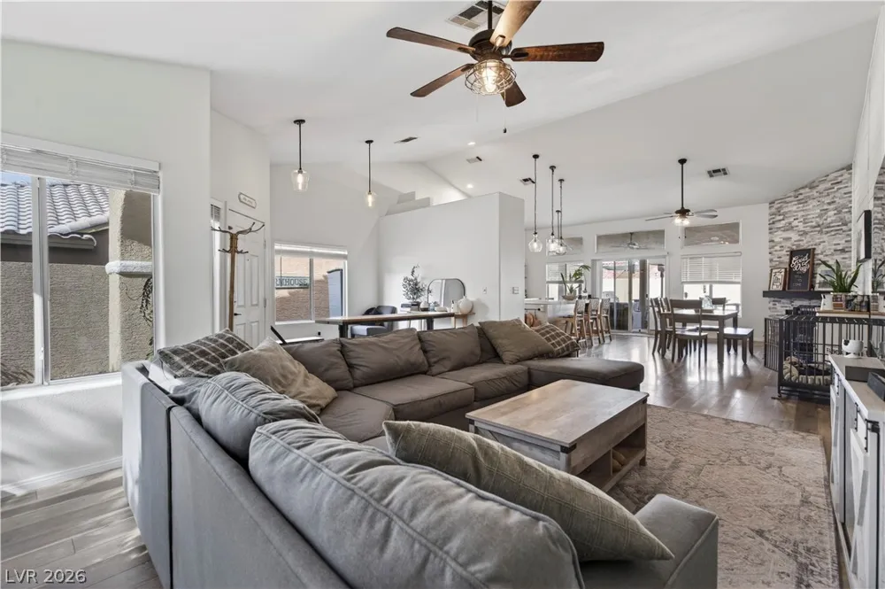 7236 Tealwood Street Las Vegas, NV 89131