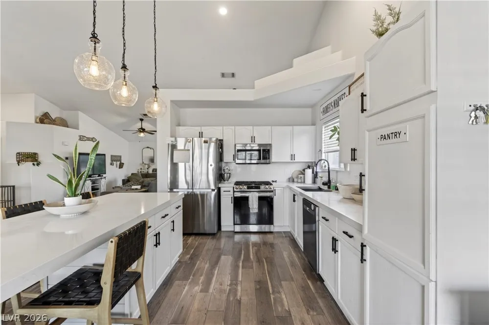 7236 Tealwood Street Las Vegas, NV 89131