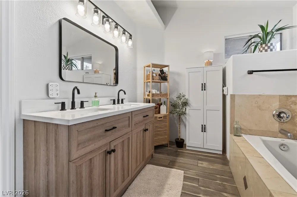 7236 Tealwood Street Las Vegas, NV 89131