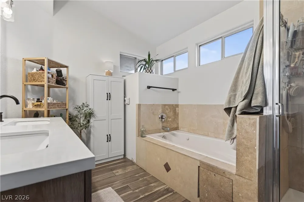 7236 Tealwood Street Las Vegas, NV 89131