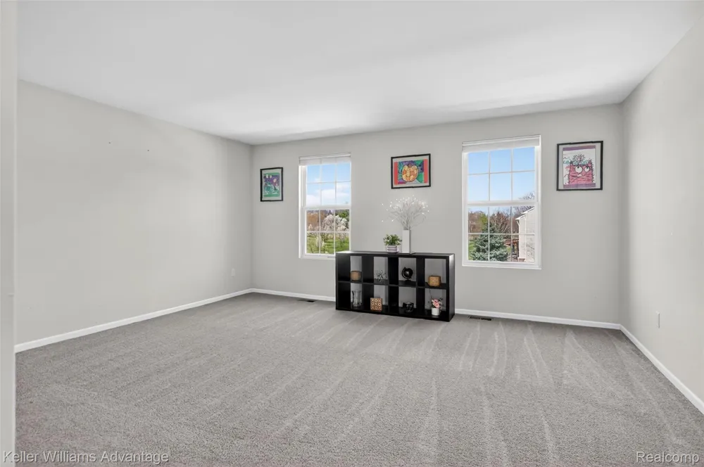 59371 Peters Barn Drive Lyon Charter Township, MI 48178