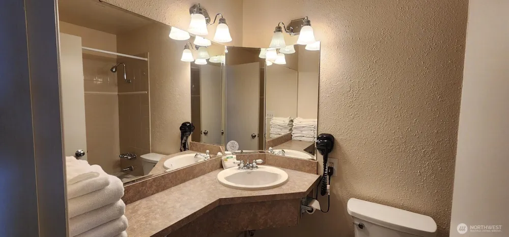 710 S Hancock Avenue #422-23 Westport, WA 98595