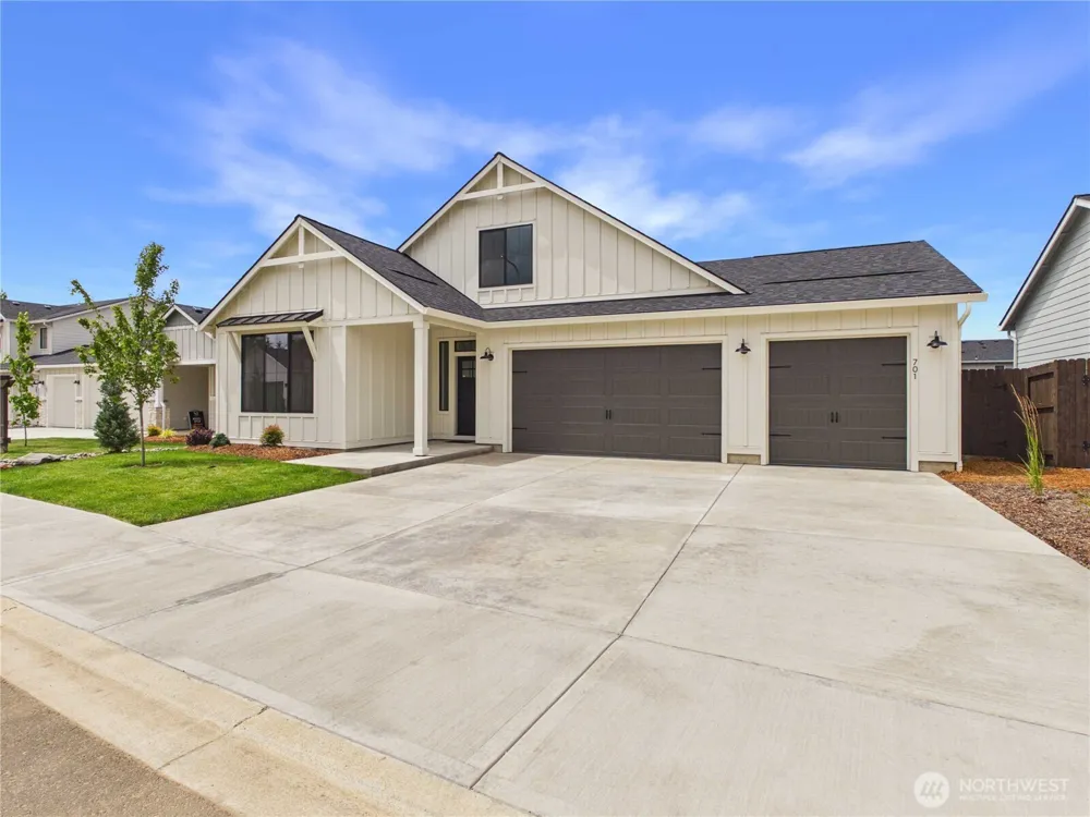 701 Powell Avenue Winlock, WA 98596