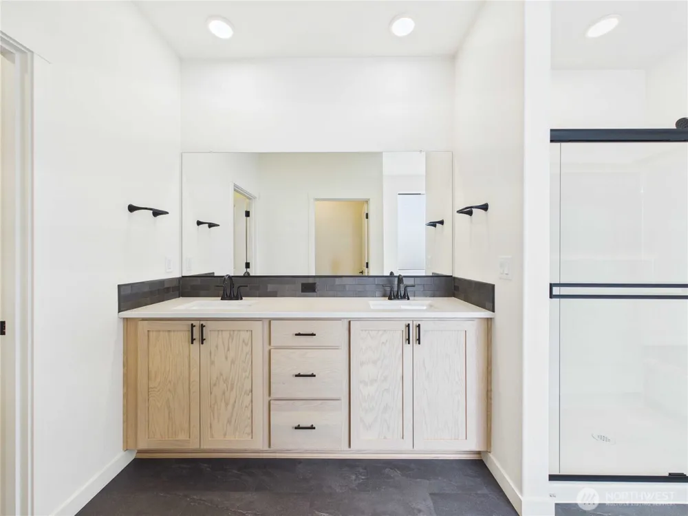 701 Powell Avenue Winlock, WA 98596