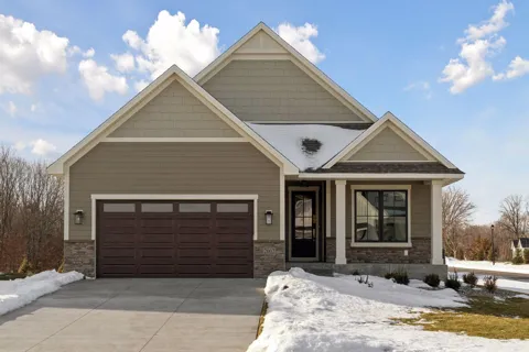 2002 Mulberry Lane