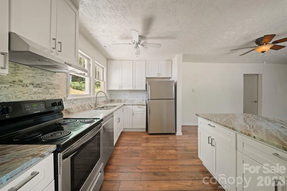 290 Hookers Gap Road Candler, NC 28715
