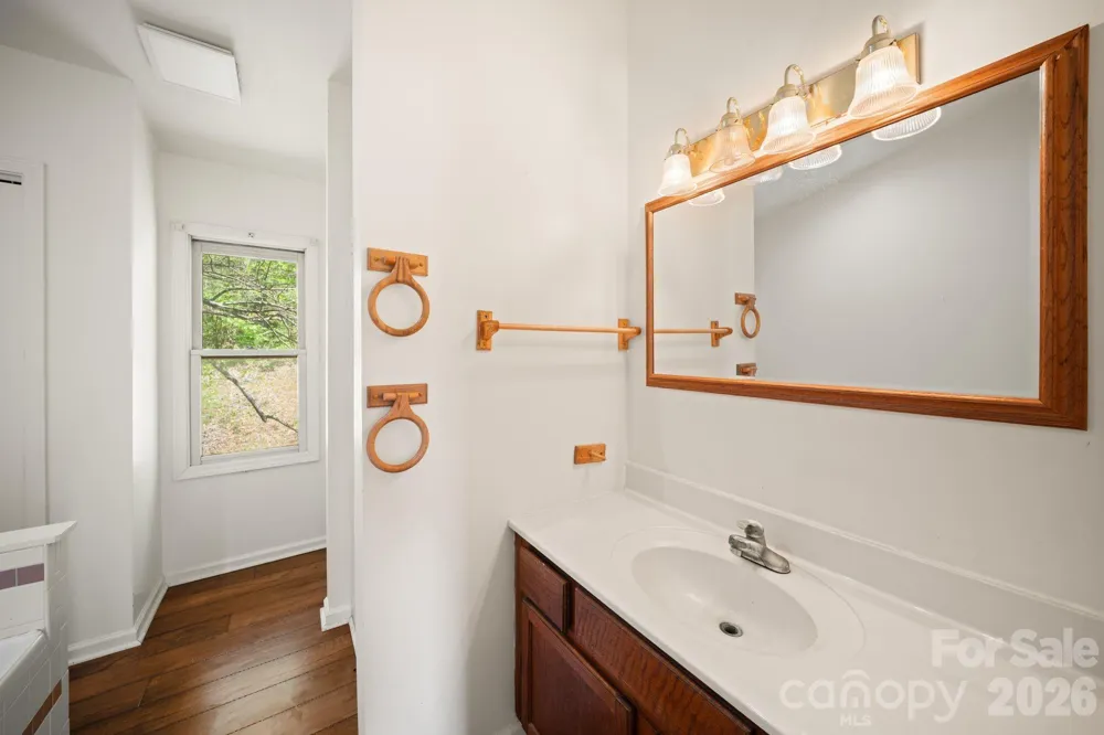 290 Hookers Gap Road Candler, NC 28715