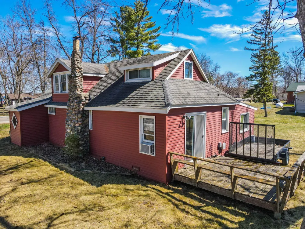 39584 Twin Lakes Road Menahga, MN 56464