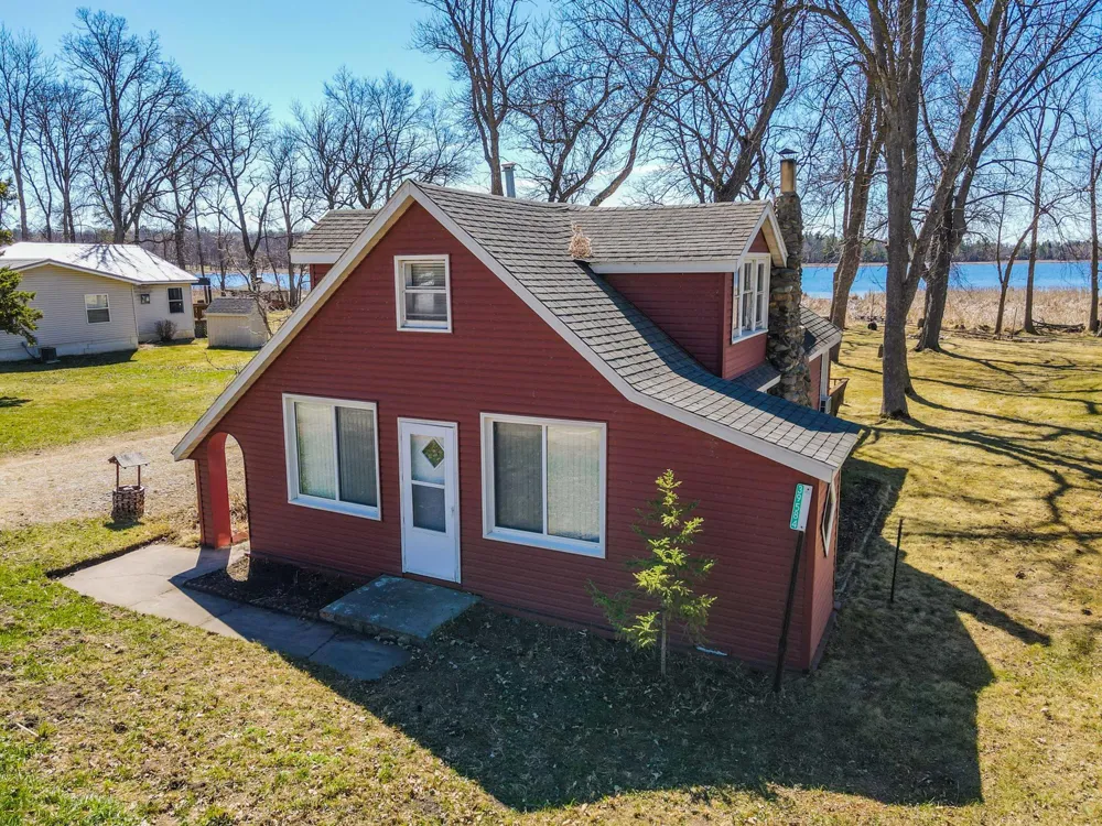 39584 Twin Lakes Road Menahga, MN 56464