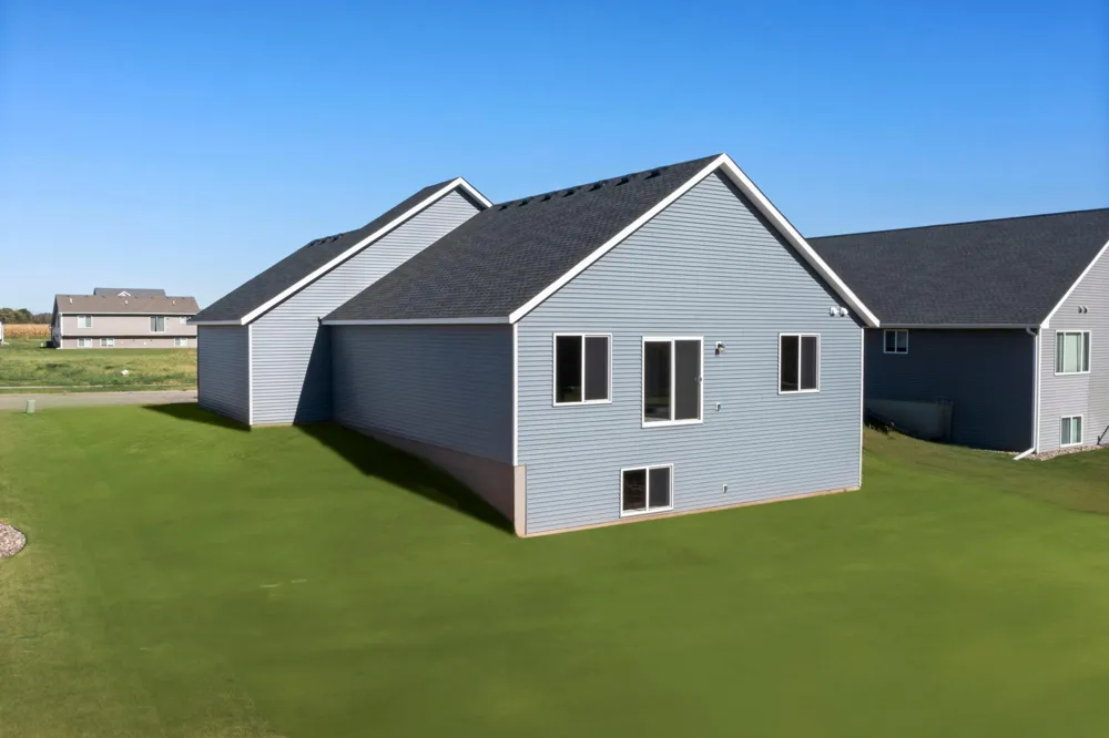 368 Ridge Road Le Sueur, MN 56058