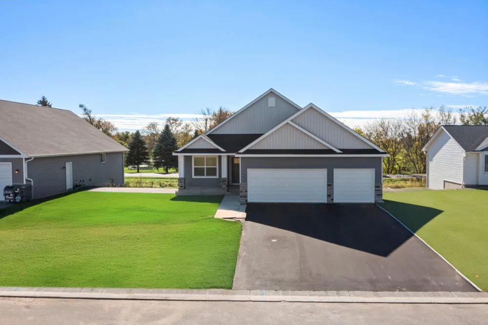 368 Ridge Road Le Sueur, MN 56058