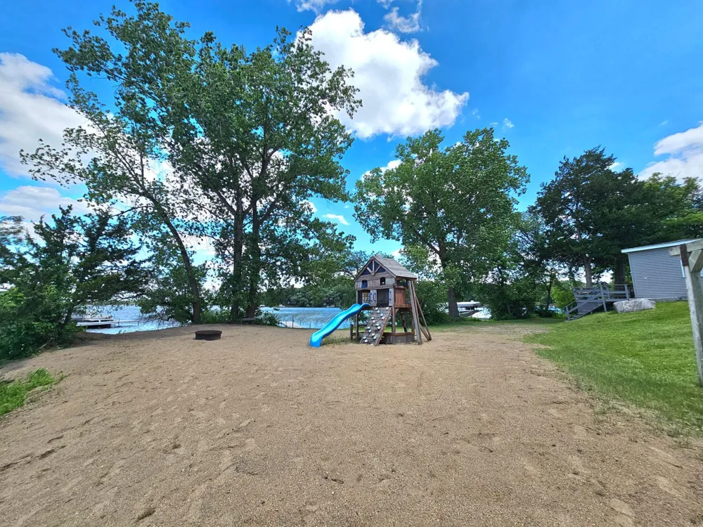 4808 132nd Avenue NE #7 Spicer, MN 56288