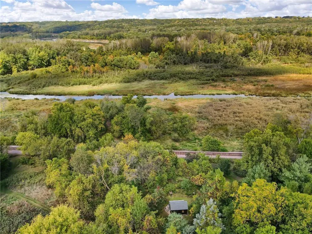 344 NE 1st Street Belle Plaine, MN 56011