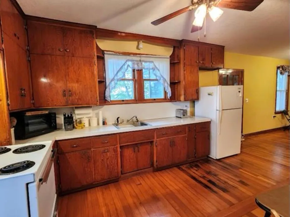 344 NE 1st Street Belle Plaine, MN 56011