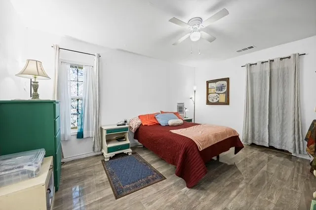 406 S LLano Street Whitney, TX 76692