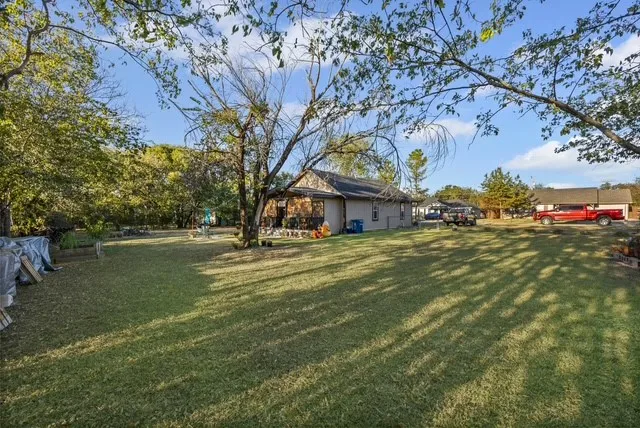 406 S LLano Street Whitney, TX 76692