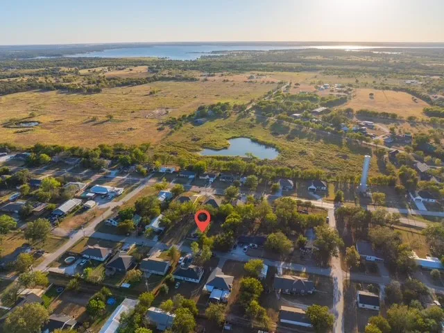 406 S LLano Street Whitney, TX 76692