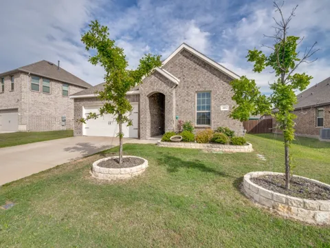 204 Whitetail Way