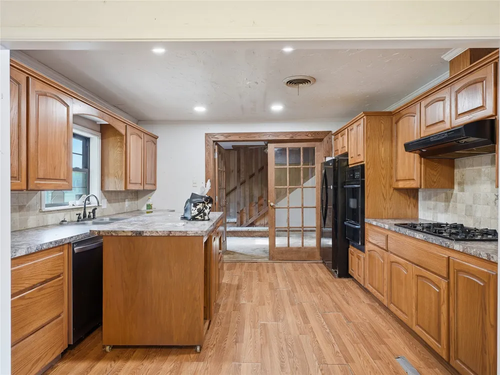 511 Clay Street Henrietta, TX 76365