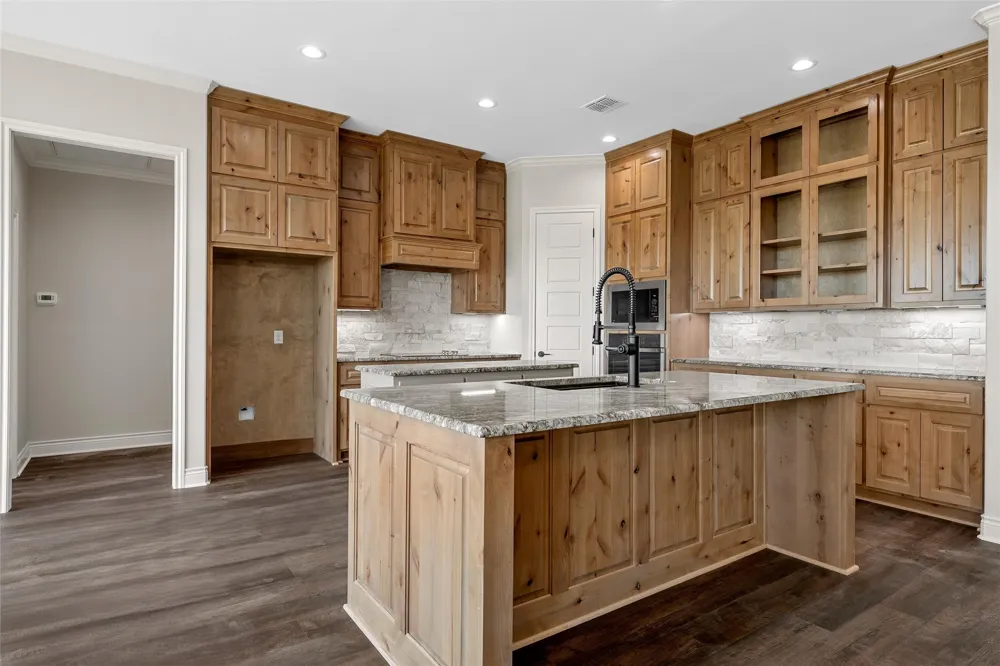 173 Willow Branch Road McGregor, TX 76657