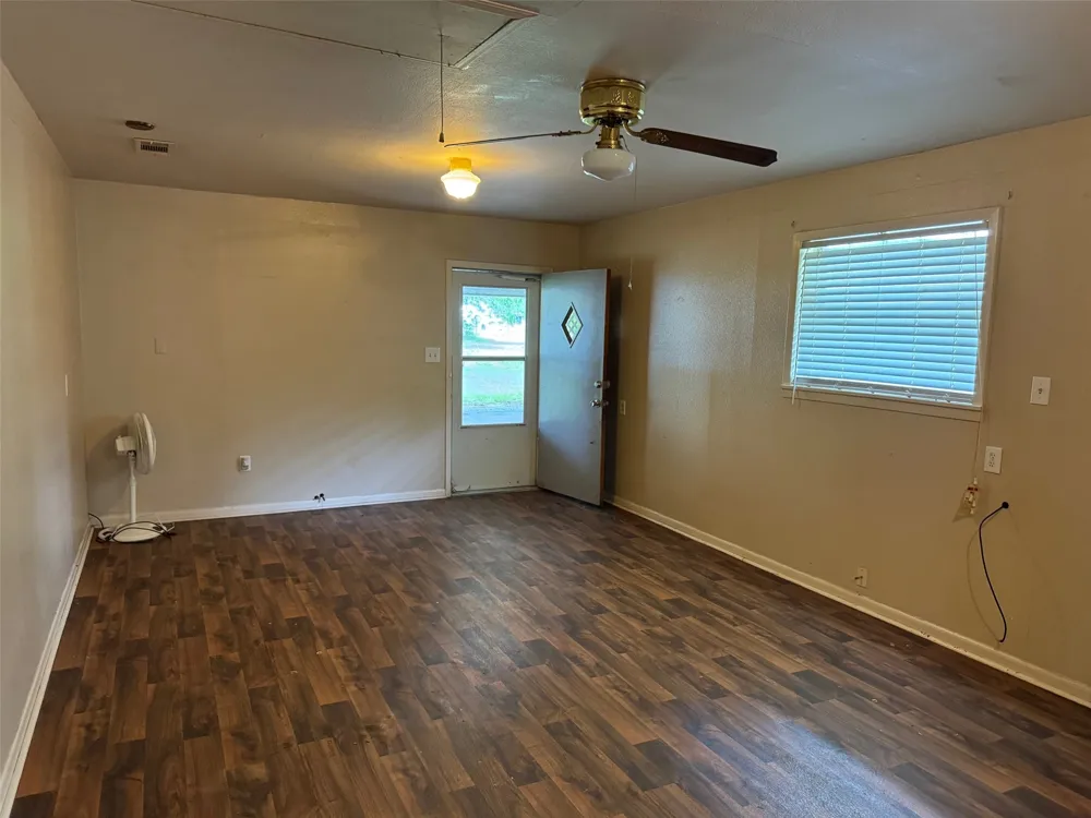 621 French Street Trinidad, TX 75163
