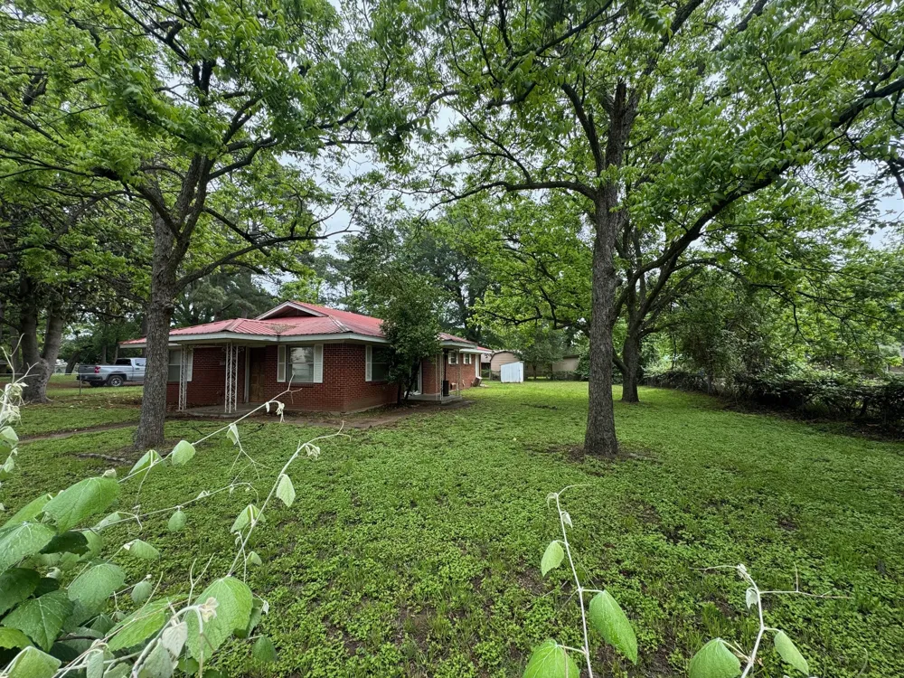 621 French Street Trinidad, TX 75163