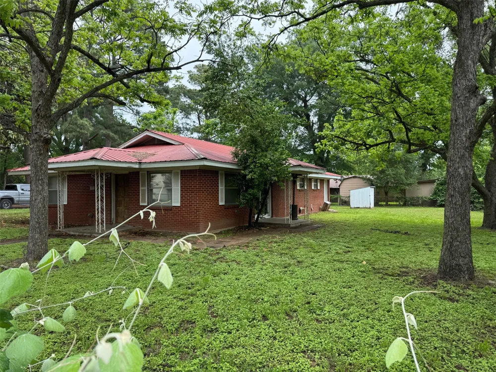621 French Street Trinidad, TX 75163