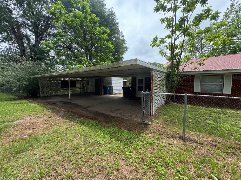 621 French Street Trinidad, TX 75163