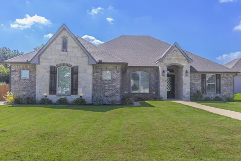 233 Fox Run Lane